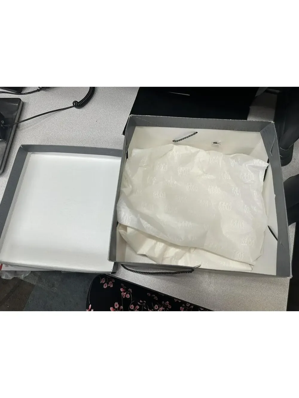 Saks Fifth Avenue Gift Box w/ Rope Handle Tissue 12 1/2
